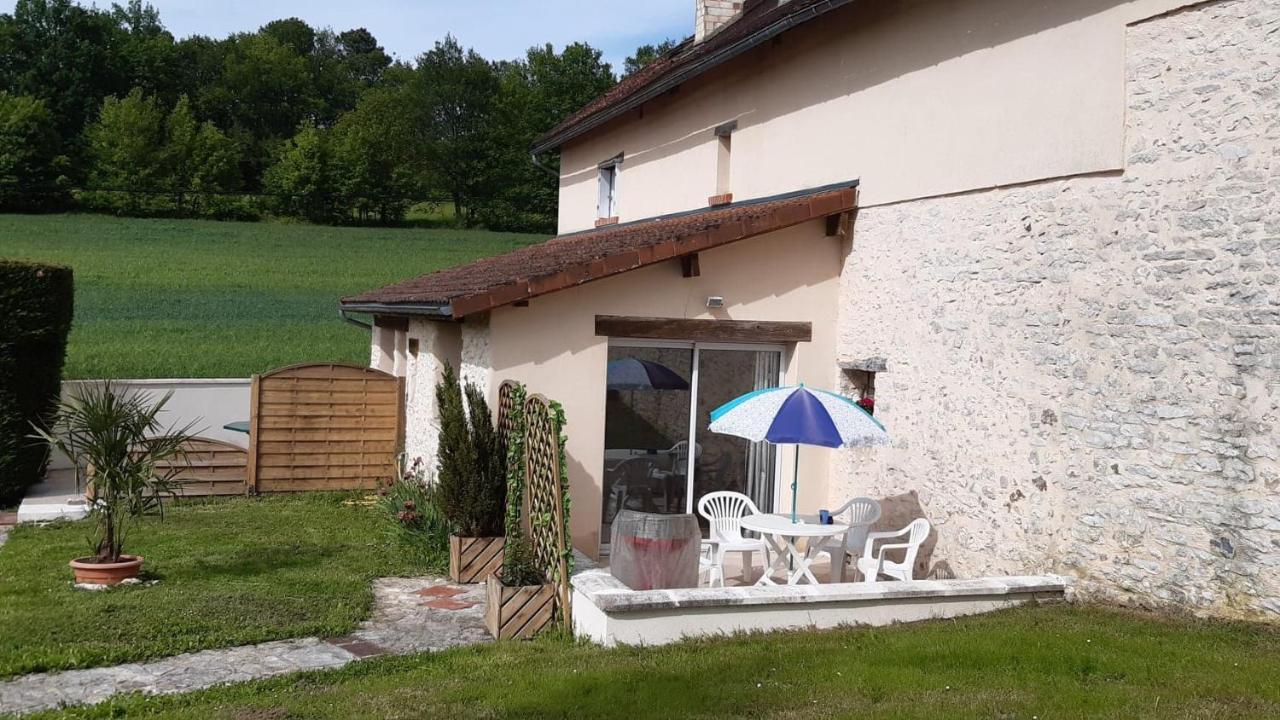 Gites Le Clos De Lamie Avec 2 Piscines Privees Fossemagne Экстерьер фото
